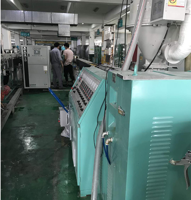 门封条挤出草莓视频下载网站